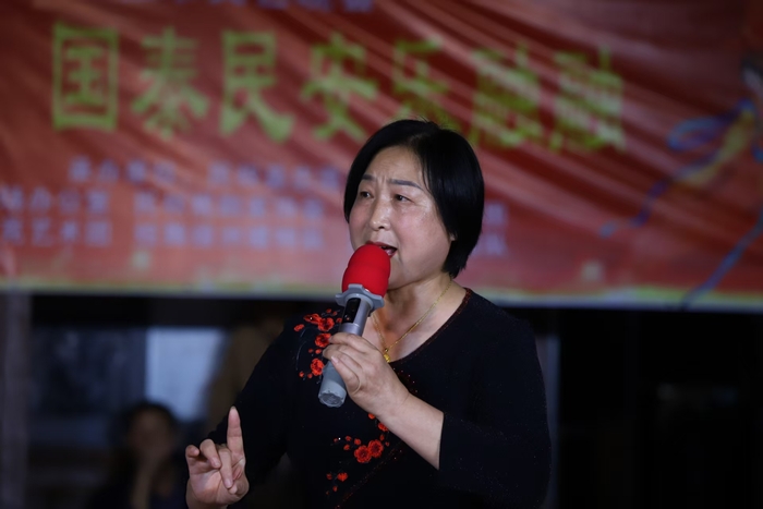 民權(quán):載歌載舞共慶雙節(jié) 民權(quán):載歌載舞共慶雙節(jié)