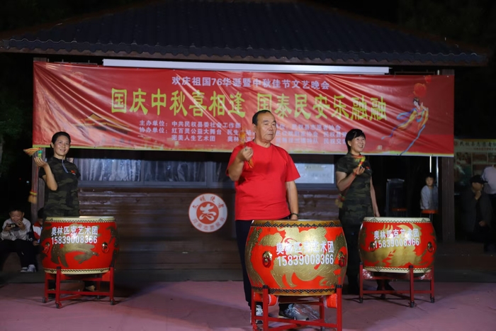 民權(quán):載歌載舞共慶雙節(jié) 民權(quán):載歌載舞共慶雙節(jié)