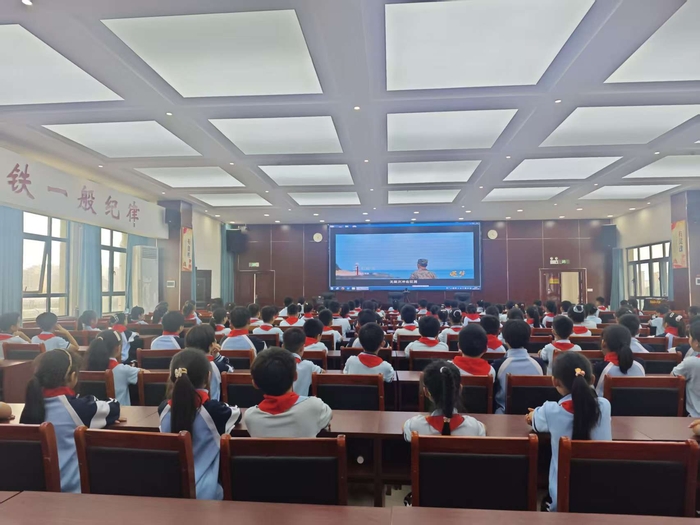 民權(quán)縣：“紅領(lǐng)巾”進(jìn)軍營(yíng) 厚植愛(ài)國(guó)強(qiáng)軍情