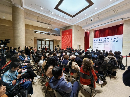 我縣書法家協(xié)會(huì)副主席劉淑梅受邀參加 全國(guó)知名女書法家邀請(qǐng)展