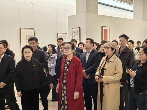 我縣書法家協(xié)會(huì)副主席劉淑梅受邀參加 全國(guó)知名女書法家邀請(qǐng)展