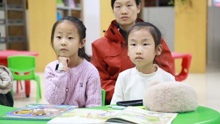 民權(quán)縣圖書館舉辦2025年第十期“童心向黨·書香伴成長”閱讀分享會活動（總第61期）