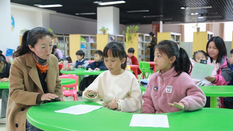 民權(quán)縣圖書館舉辦2025年第十七期“美文同誦”朗誦技巧公益講座（總第59期）